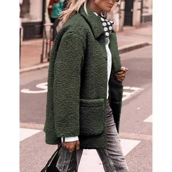 Trendy Women's Sherpa Fleece Jacket with Lapel Collar - Cozy Winter Essential